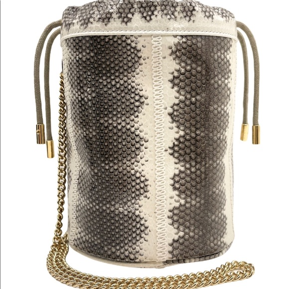 Gucci New With Box Bucket Mini Chain Grey/Ivory Snakeskin Leather Crossbody Pur… - Picture 7 of 12